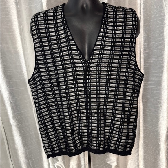 Liberty Vintage Acrylic Sweater Vest Men’s Large Black White Button Up V Neck - Picture 1 of 7